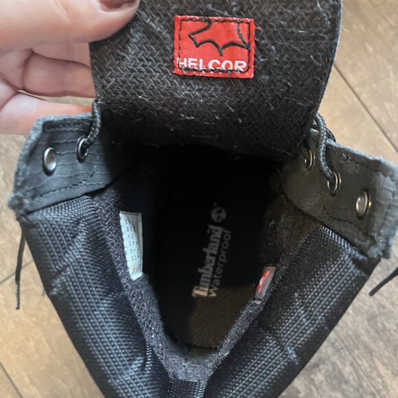 Timberland Waterproof Boots - Fits Boys 5.5 or Ladies 7-7.5 - Picture 3 of 3